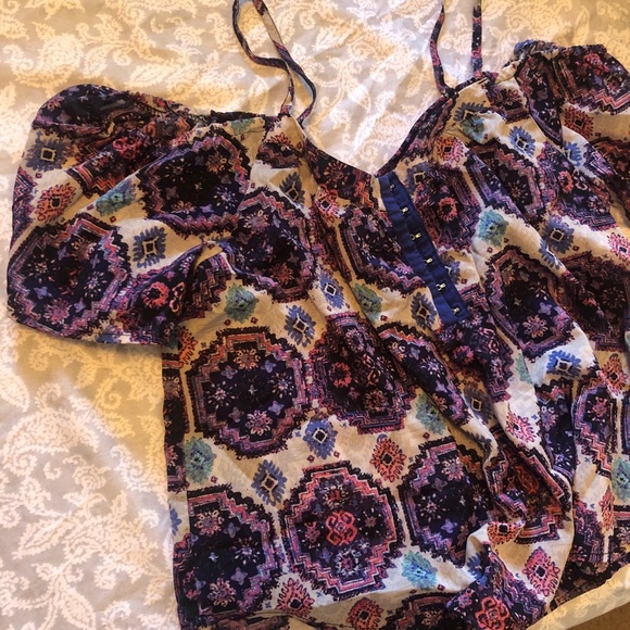 Xhilaration floral off the shoulder top - Picture 1 of 3